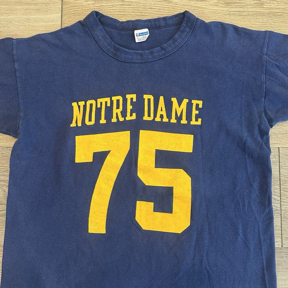 Vintage 70s Champion Notre Dame Fighting Irish #75 NCAA Football TShirt XL - Picture 3 of 9